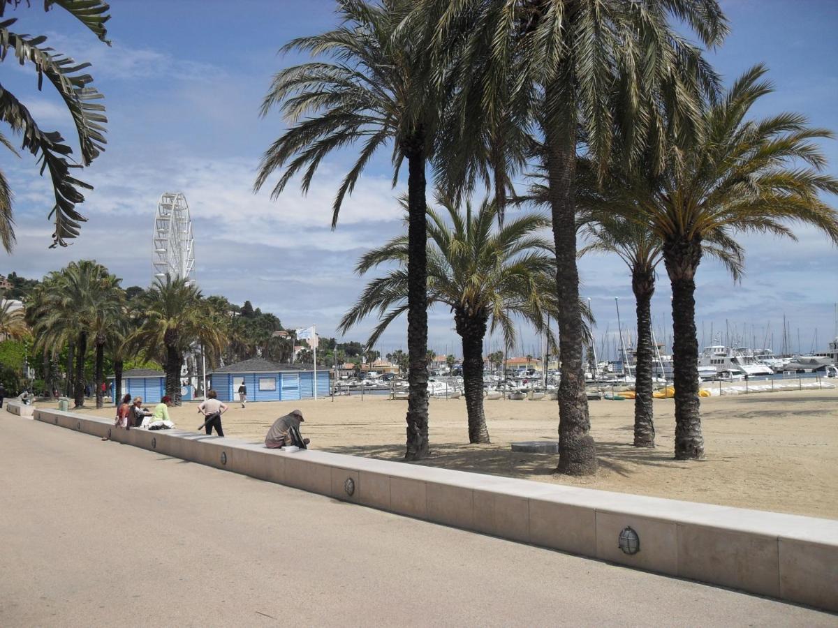 T2 Terrasse, Bormes Les Mimosas La Faviere, 5 Pers, 5 Mn A Pieds Des Plages Et Commerces Exterior photo
